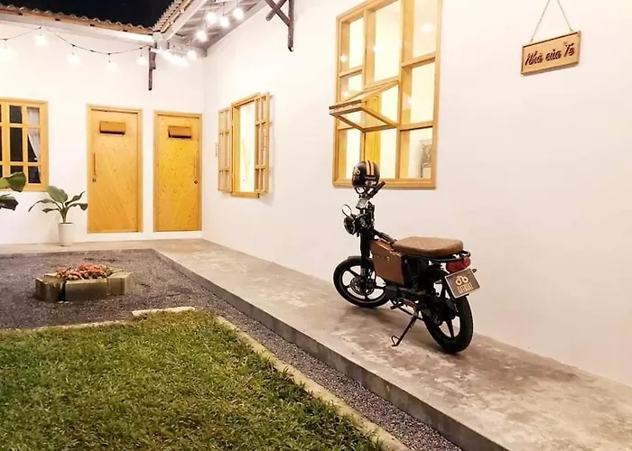 Nha Cua Te - Homestay & Tea Room